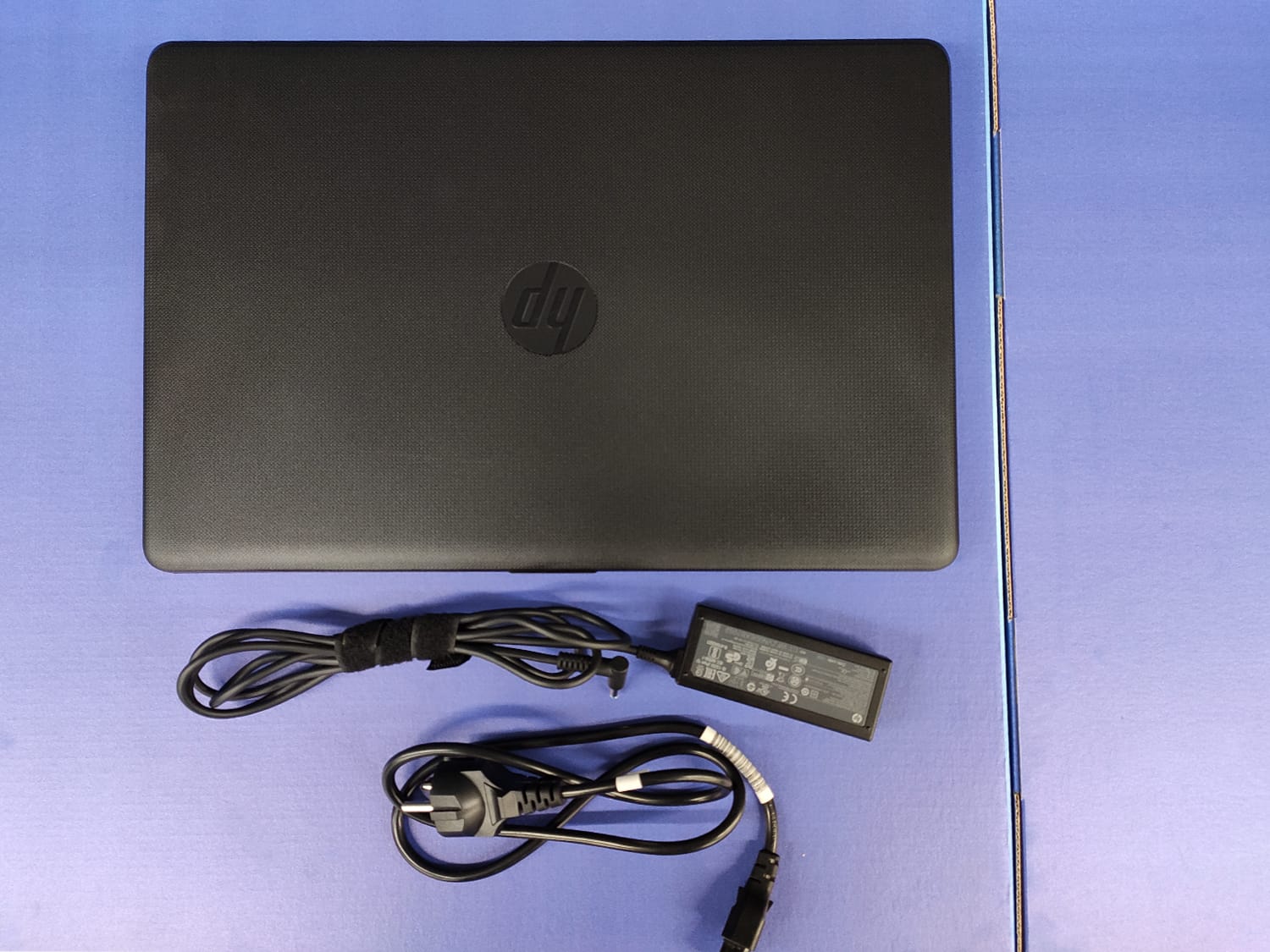 Ноутбук HP Notebook 15 (RA023UR)